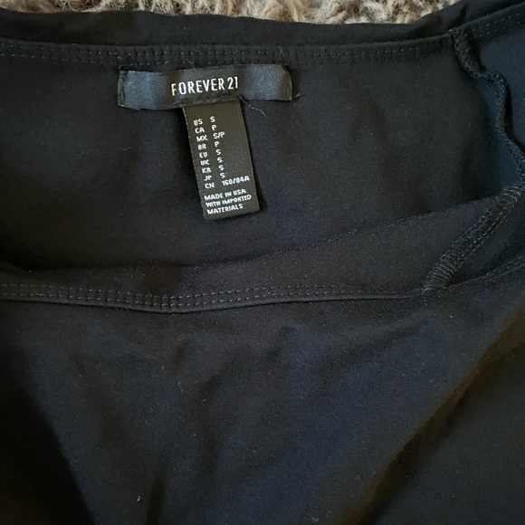 Off shoulder forever 21 dress. - Picture 2 of 3